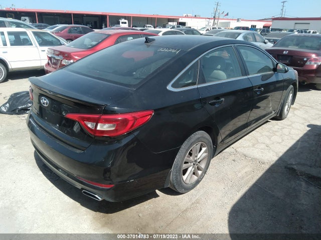 2015 HYUNDAI SONATA 2.4L SE VIN: 5NPE24AF6FH221284
