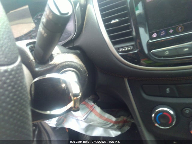 Chevrolet TRAX LS 2020 3GNCJKSB3LL217416 Image 11