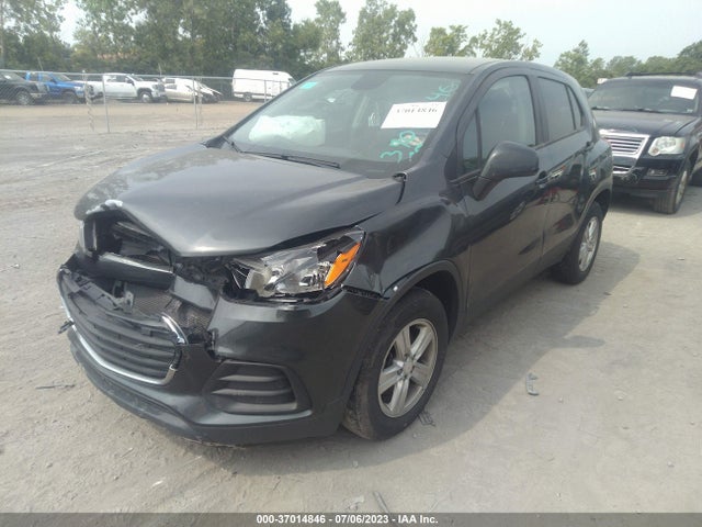 Chevrolet TRAX LS 2020 3GNCJKSB3LL217416 Image 2