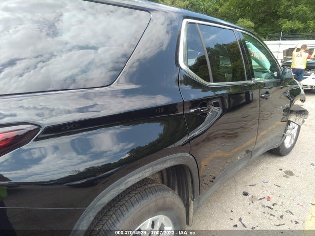 Chevrolet Traverse Ls 2022 1GNEVFKW1NJ111547 Image 8