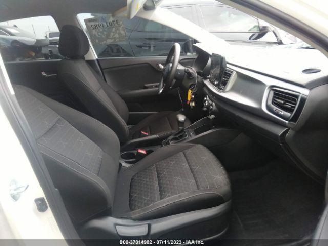 3KPA24AD8PE570675 KIA RIO LX