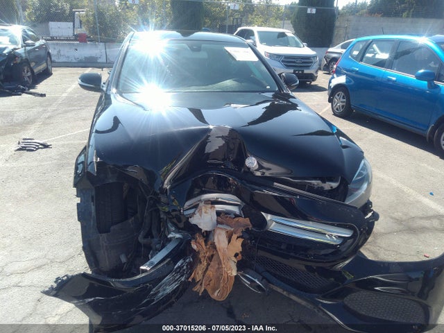 55SWF4JB4FU044141 Mercedes-Benz C-class C 300