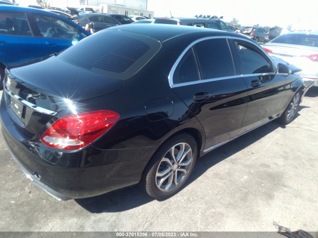 55SWF4JB4FU044141 Mercedes-Benz C-class C 300