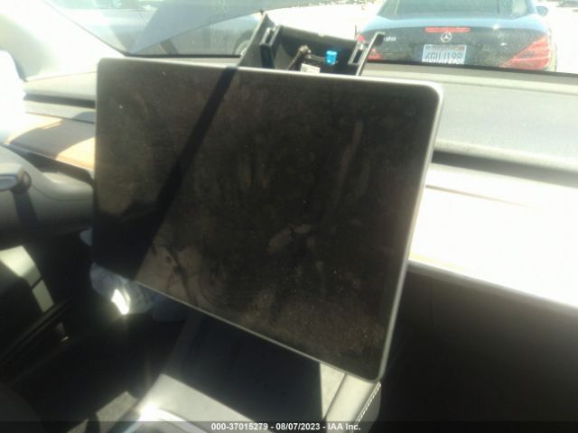 7SAYGDEF5NF573569 Tesla Model Y Performance