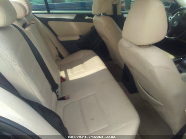 2014 VOLKSWAGEN JETTA SEDAN SE W/CONNECTIVITY VIN: 3VWD07AJ1EM303940