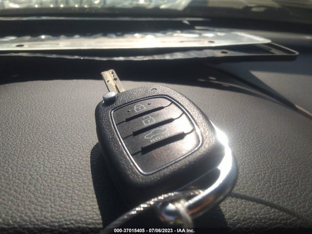 Hyundai SONATA SE 2019 5NPE24AF9KH819153 Image 3