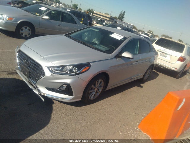 Hyundai SONATA SE 2019 5NPE24AF9KH819153 Image 2