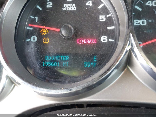 2010 CHEVROLET SILVERADO 1500 LT VIN: 1GCSKSE31AZ252323
