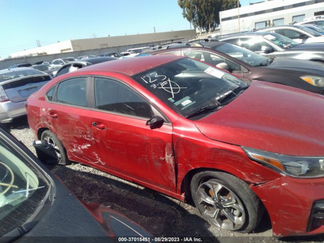 3KPF24AD7KE093719 KIA Forte Lxs