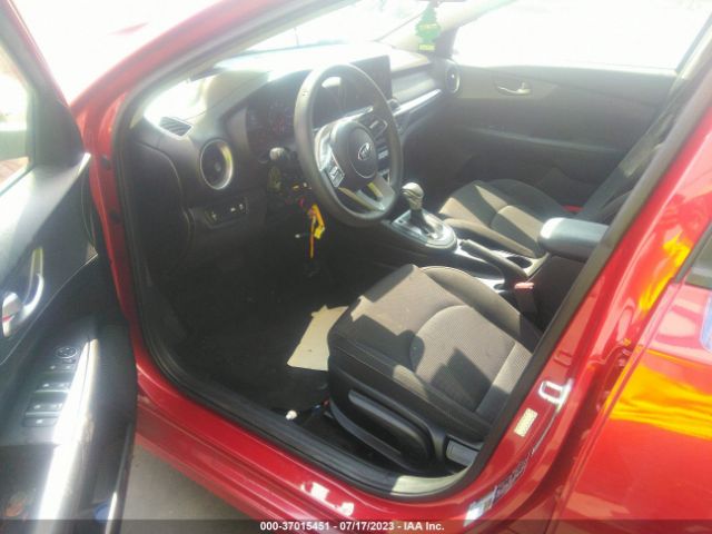 3KPF24AD7KE093719 KIA Forte Lxs