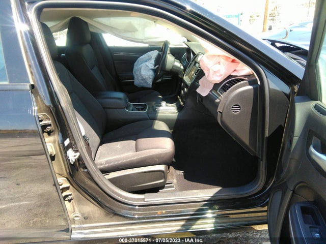 2C3CCAAG1KH739287 Chrysler 300 Touring