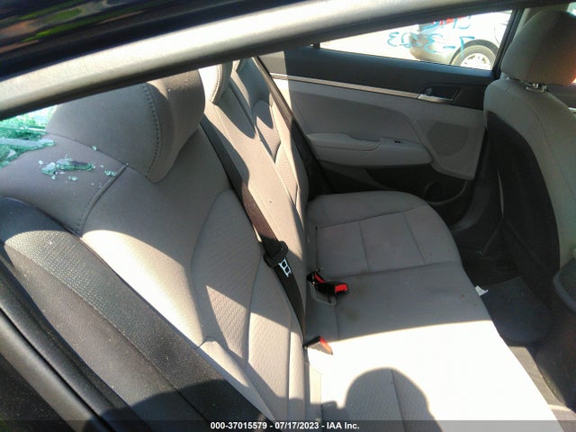 2019 HYUNDAI ELANTRA SE VIN: 5NPD74LF2KH477877