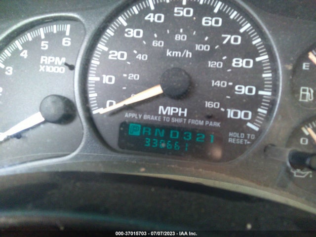 2002 CHEVROLET SILVERADO 2500HD LS VIN: 1GCHC23U42F209374