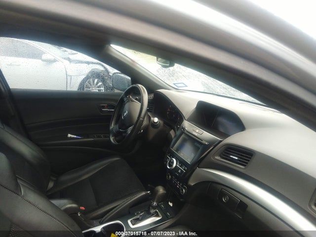 19UDE2F84GA012251 Acura Ilx W/premium