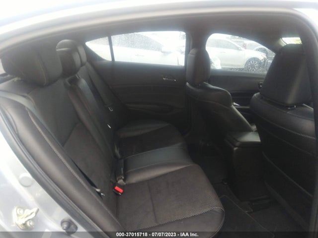 19UDE2F84GA012251 Acura Ilx W/premium