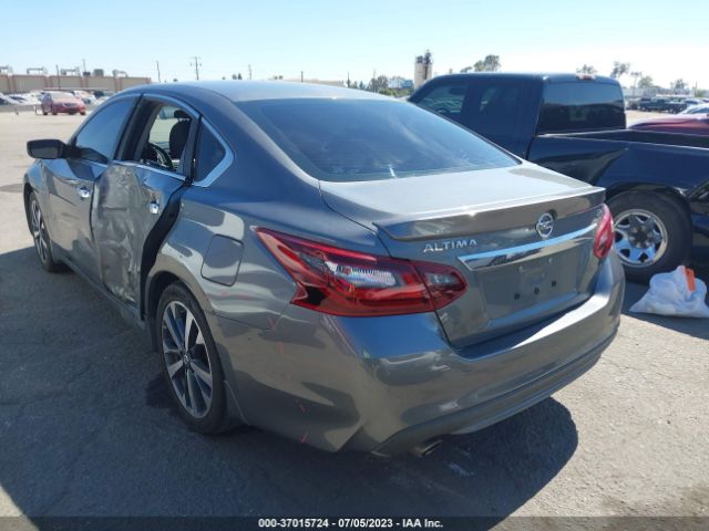 1N4AL3AP8HC489563 Nissan Altima 2.5 Sr