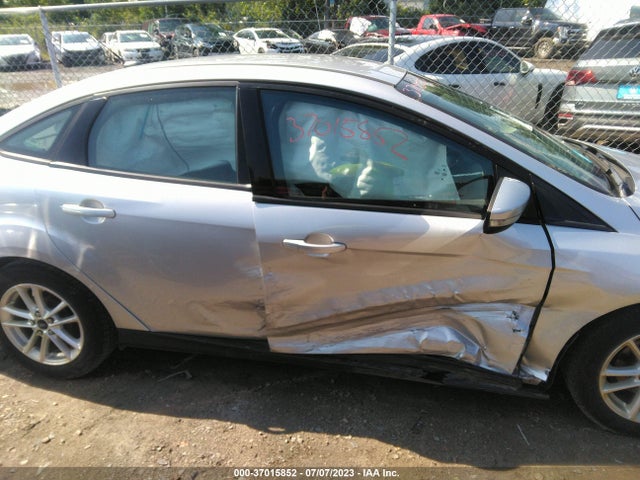 2016 FORD FOCUS SE VIN: 1FADP3F21GL274703