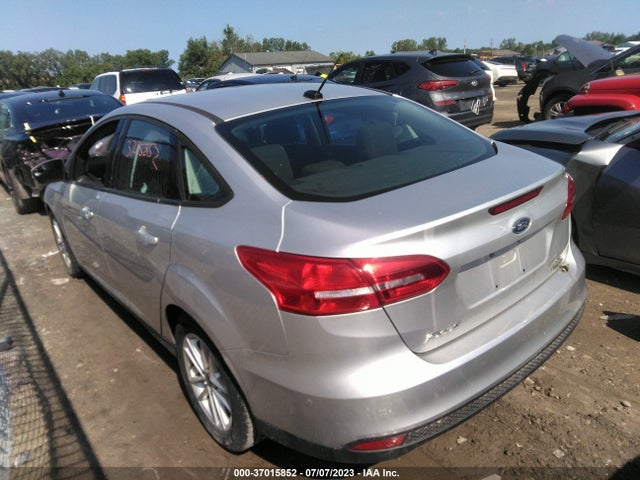 2016 FORD FOCUS SE VIN: 1FADP3F21GL274703