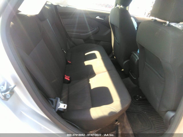 2016 FORD FOCUS SE VIN: 1FADP3F21GL274703