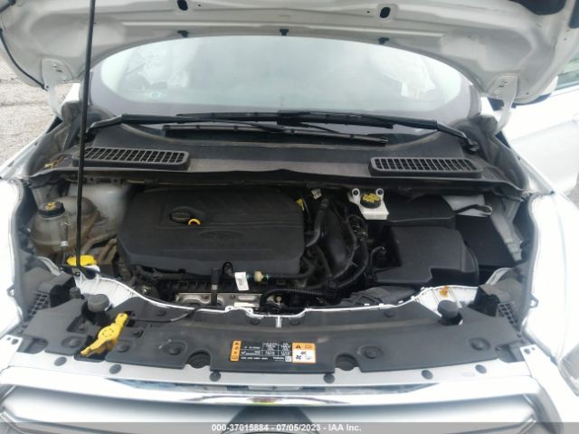 1FMCU9GD2HUE98605 Ford ESCAPE SE