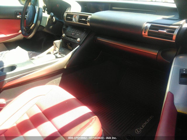 Lexus IS 350 2015 JTHCE1D23F5008118 Image 11