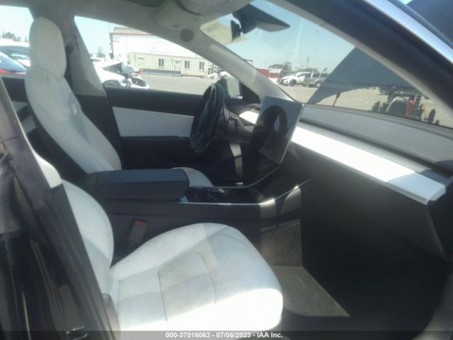 5YJ3E1EB3JF170533 Tesla Model 3 Long Range
