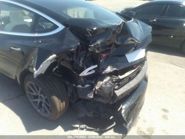 5YJ3E1EB3JF170533 Tesla Model 3 Long Range
