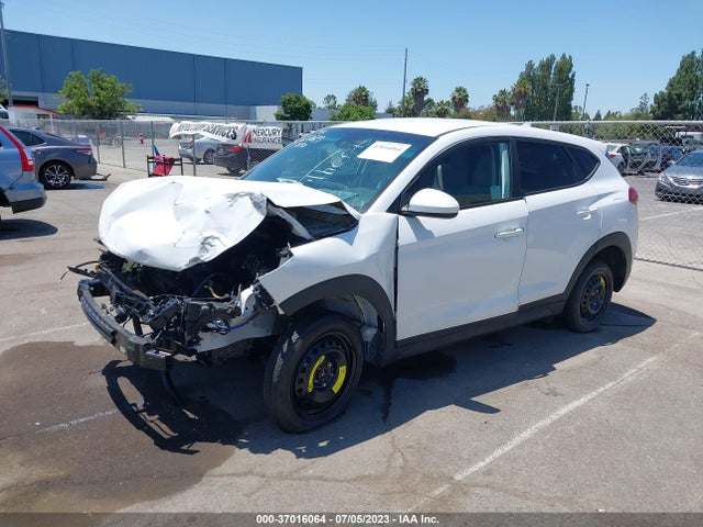 Hyundai TUCSON SE 2019 KM8J23A41KU018340 Image 2