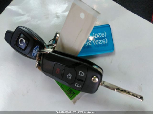 3FA6P0HD1GR256094 Ford FUSION SE