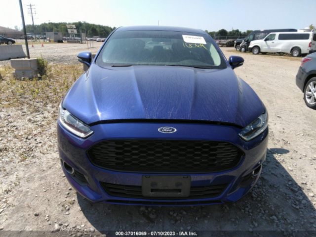 3FA6P0HD1GR256094 Ford FUSION SE