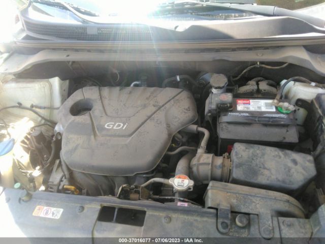 KNDJN2A21F7221043 KIA Soul Base