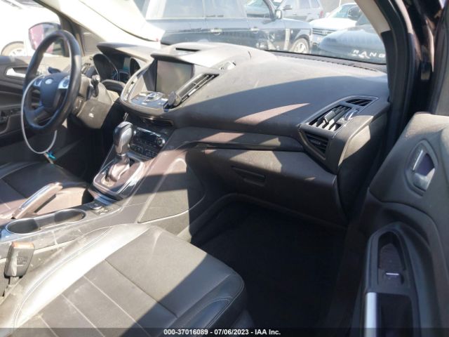1FMCU9J91EUB58815 Ford Escape Titanium