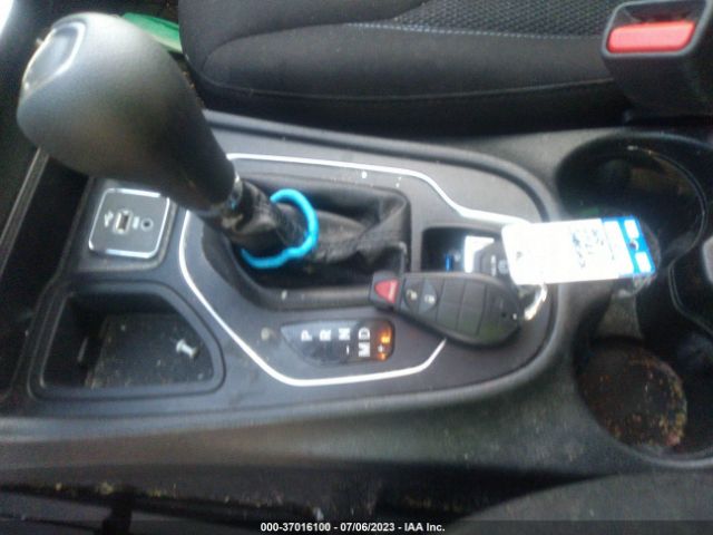 1C4PJLCX1KD265771 Jeep Cherokee Latitude