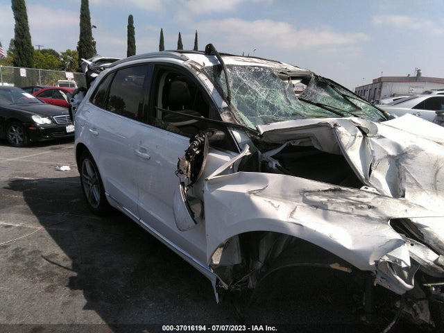 WA1LFAFP3EA095512 Audi Q5 Premium Plus