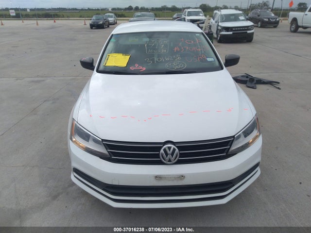 3VWD67AJ3GM260560 Volkswagen Jetta Sedan 1.4t Se