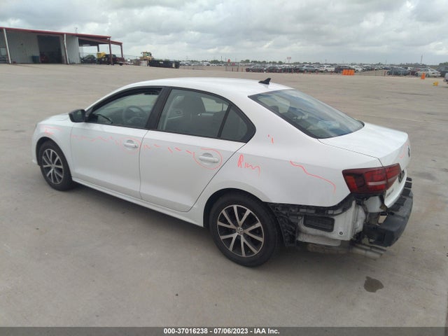 3VWD67AJ3GM260560 Volkswagen Jetta Sedan 1.4t Se