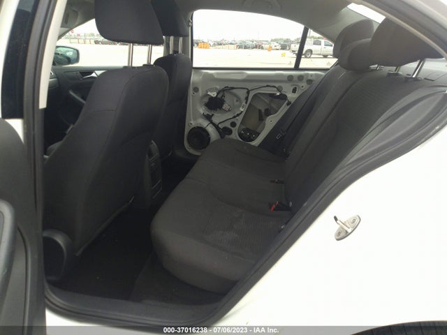 3VWD67AJ3GM260560 Volkswagen Jetta Sedan 1.4t Se