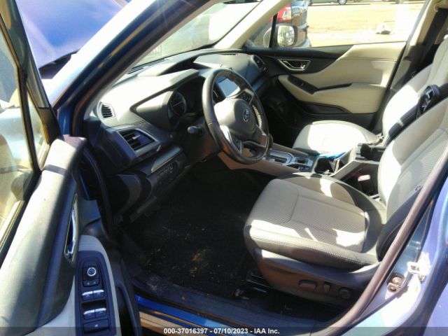 JF2SKAEC8KH502224 Subaru Forester Premium