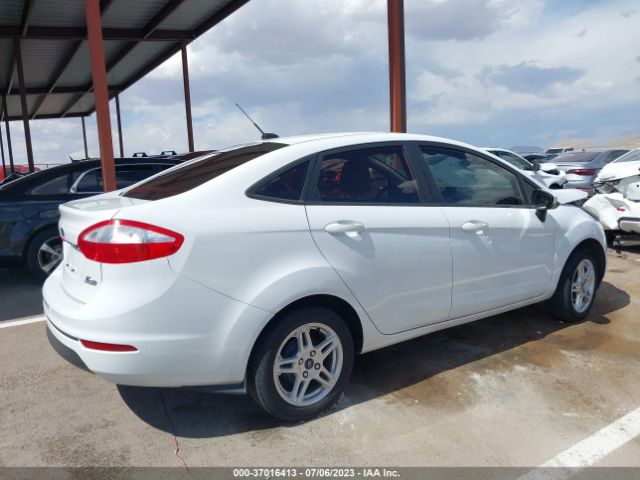 3FADP4BJ9KM123926 Ford FIESTA SE