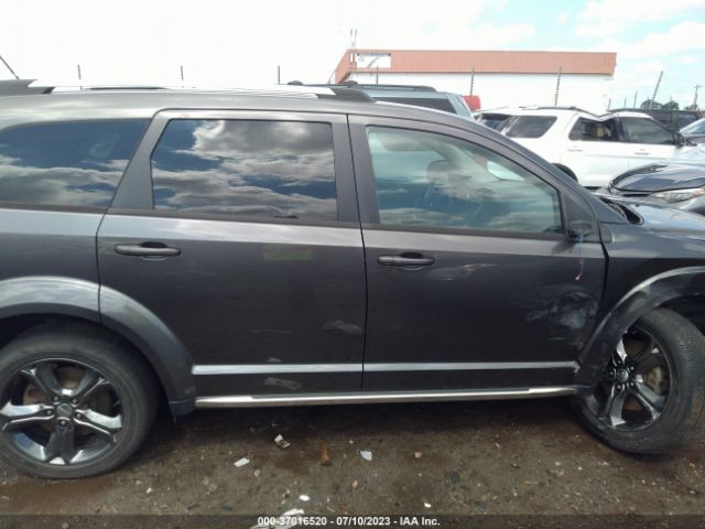 3C4PDCGG0FT670151 Dodge Journey Crossroad