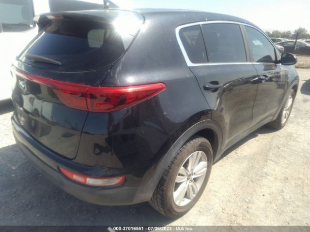 KNDPMCAC5H7145843 KIA Sportage Lx