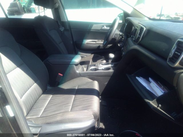 KNDPMCAC5H7145843 KIA Sportage Lx