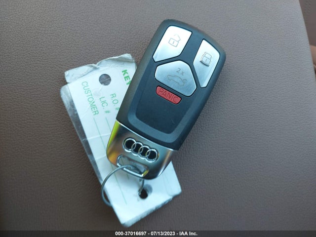 WA1BBAFY8N2120981 Audi Q5 Premium Plus