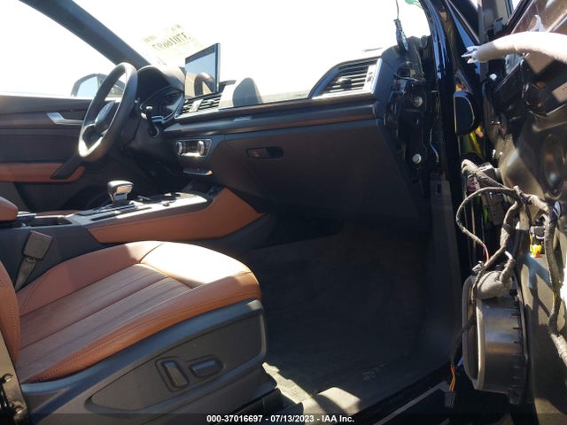 WA1BBAFY8N2120981 Audi Q5 Premium Plus
