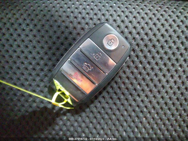 5XXGT4L37KG361259 KIA Optima S