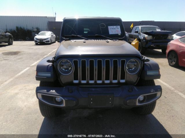 1C4HJXEN0JW181743 Jeep Wrangler Unlimited Sahara
