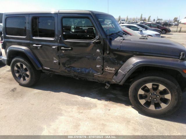 1C4HJXEN0JW181743 Jeep Wrangler Unlimited Sahara