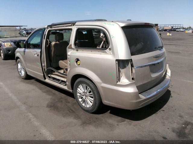 2C4RC1GGXER112180 Chrysler Town & Country Limited