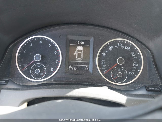 WVGAV7AX2HK006663 Volkswagen TIGUAN