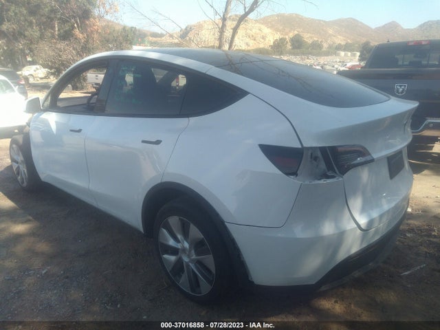 Tesla Model Y Long Range 2023 7SAYGDEE0PA032484 Image 11
